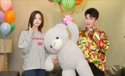 重生之我在娱乐圈吃瓜免费阅读,吃瓜达人逆袭之路 第3张 重生之我在娱乐圈吃瓜免费阅读,吃瓜达人逆袭之路 第3张